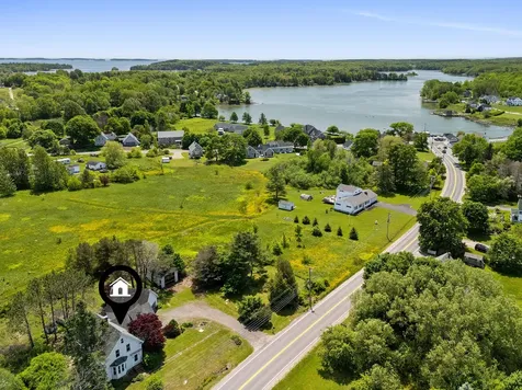 39 Elm Street South Thomaston ME 04858