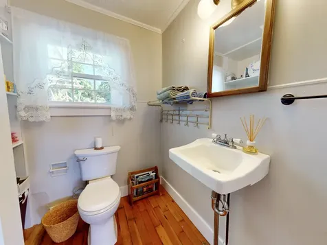 75 York Road Vinalhaven ME 04863