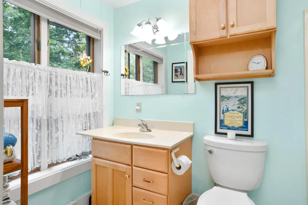 9 Broad Reach Road Chebeague Island ME 04017