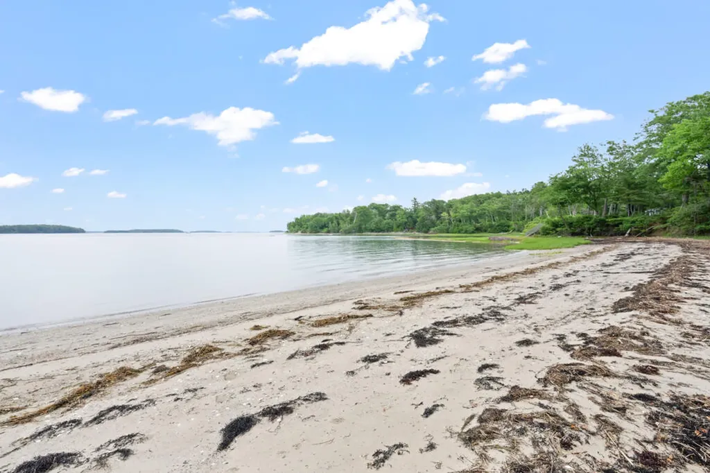 9 Broad Reach Road Chebeague Island ME 04017