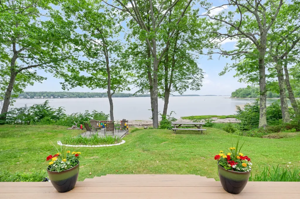 9 Broad Reach Road Chebeague Island ME 04017