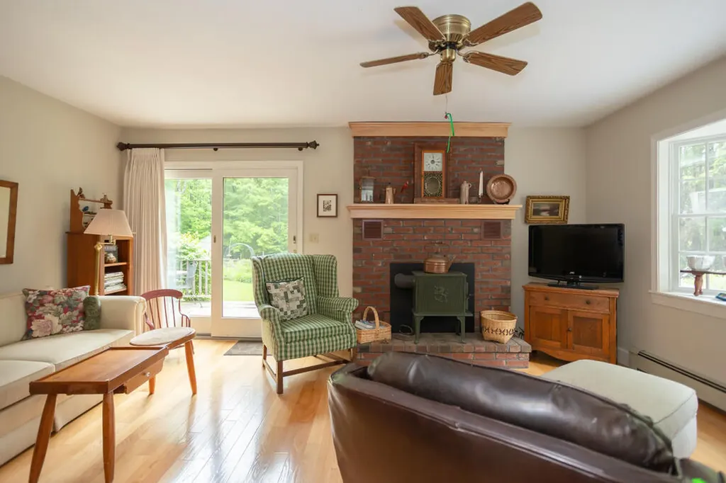 3 Fenderson Hill N Wilton ME 04294
