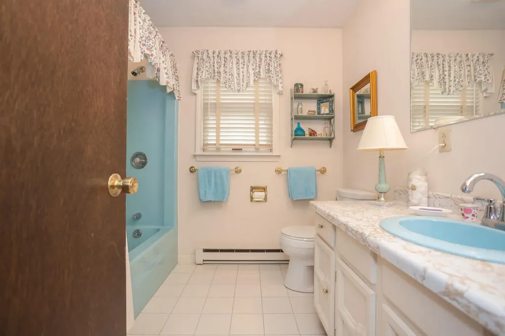 3 Fenderson Hill N Wilton ME 04294