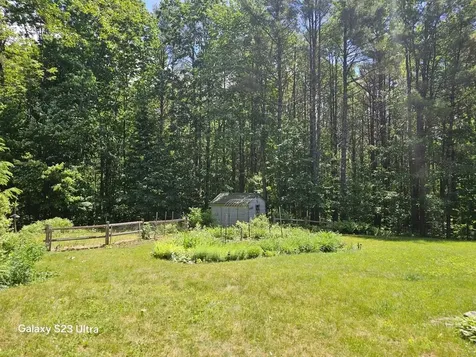 3 Fenderson Hill N Wilton ME 04294
