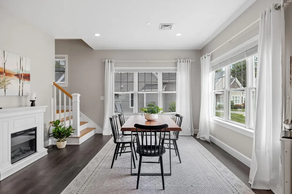 30 Pepperell Way Arundel ME 04046