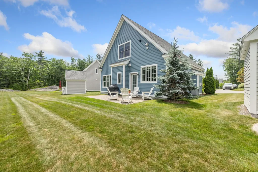 30 Pepperell Way Arundel ME 04046