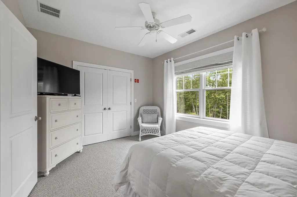 30 Pepperell Way Arundel ME 04046