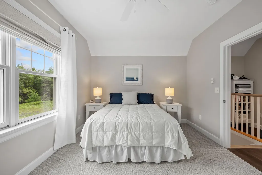 30 Pepperell Way Arundel ME 04046