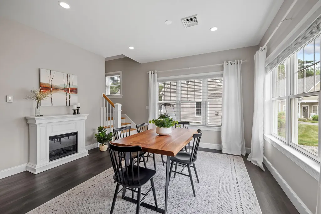 30 Pepperell Way Arundel ME 04046