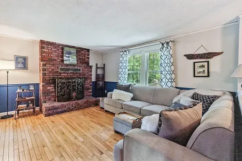 114 Cottage Road Winthrop ME 04364