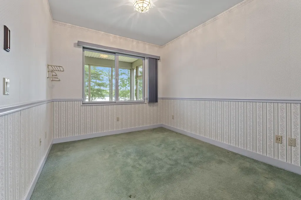 73 Hodsdon Lane Jefferson ME 04348