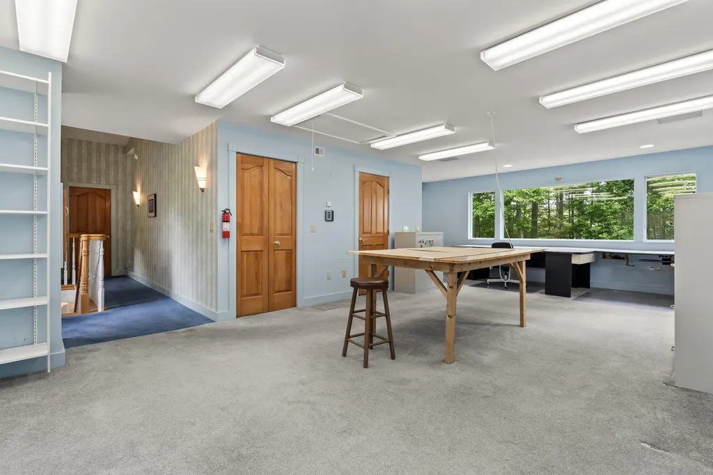 73 Hodsdon Lane Jefferson ME 04348