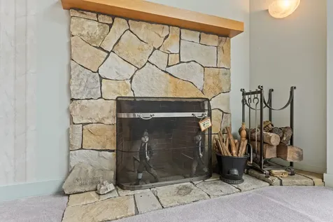 73 Hodsdon Lane Jefferson ME 04348