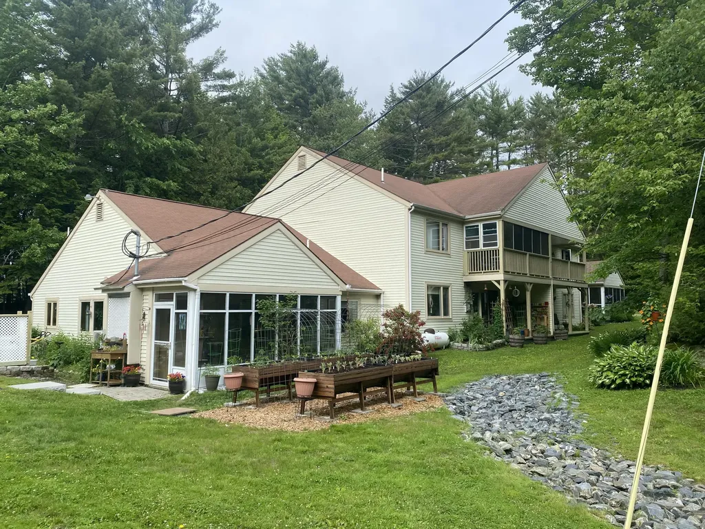 13 Junipers Lane Oakland ME 04963