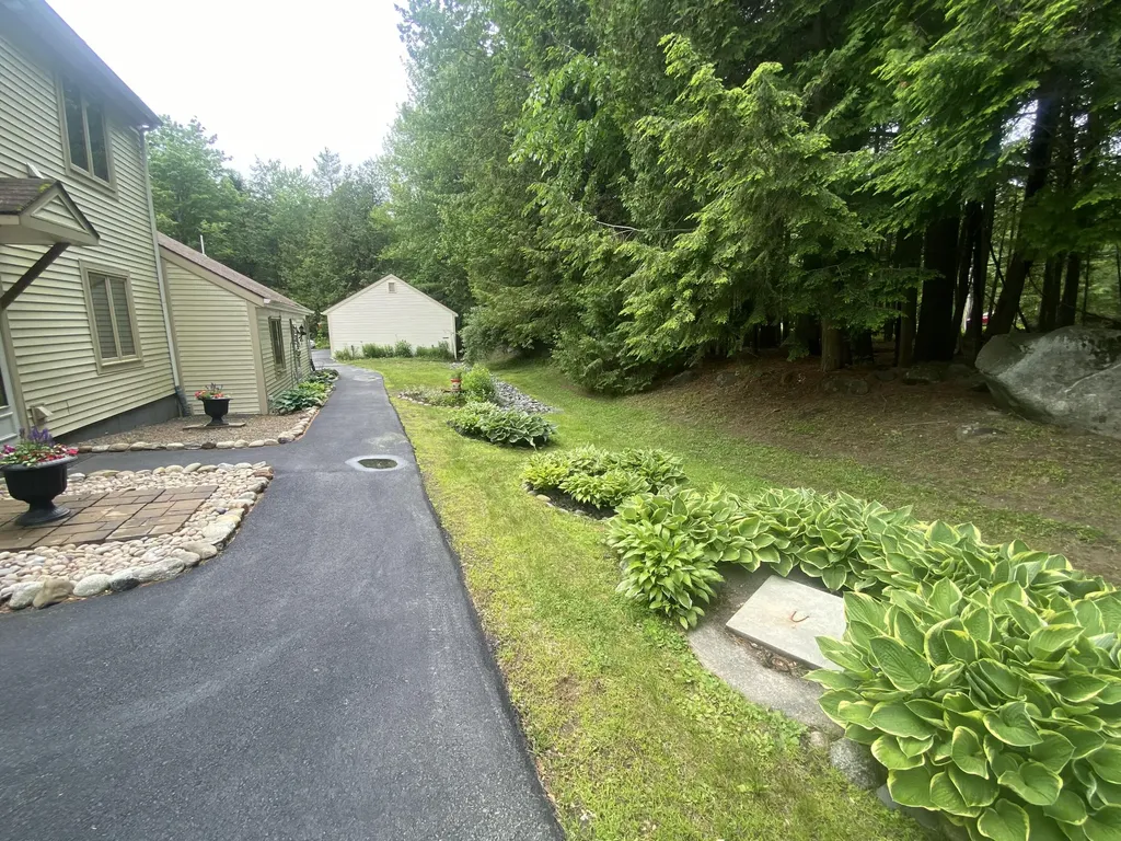 13 Junipers Lane Oakland ME 04963