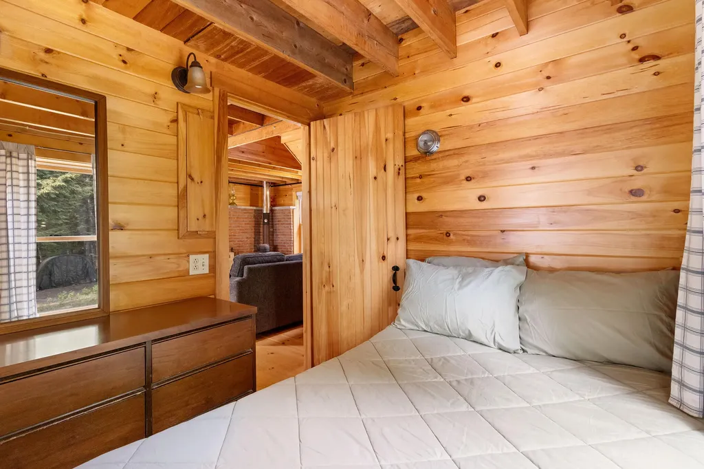 660 Sprague Road Waldoboro ME 04572