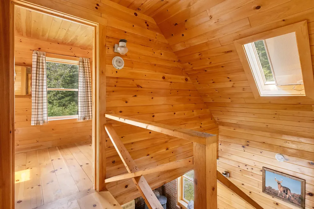 660 Sprague Road Waldoboro ME 04572