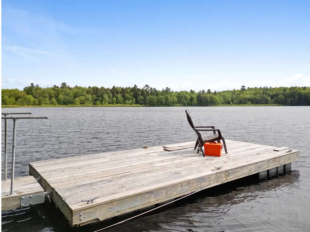 660 Sprague Road Waldoboro ME 04572