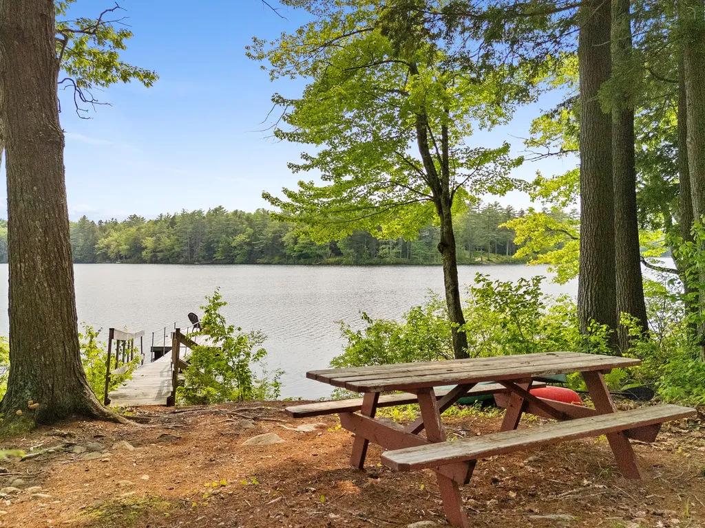 660 Sprague Road Waldoboro ME 04572