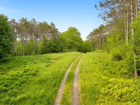 660 Sprague Road Waldoboro ME 04572