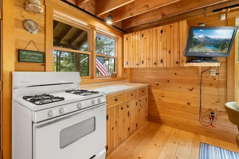 660 Sprague Road Waldoboro ME 04572