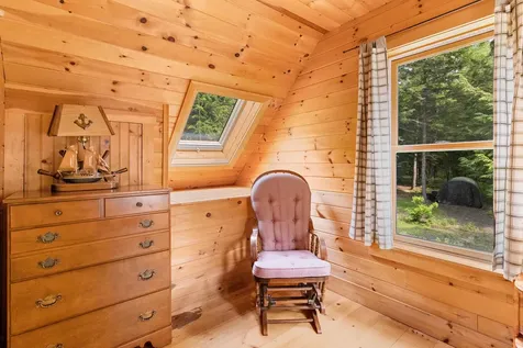 660 Sprague Road Waldoboro ME 04572
