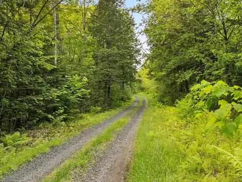 660 Sprague Road Waldoboro ME 04572