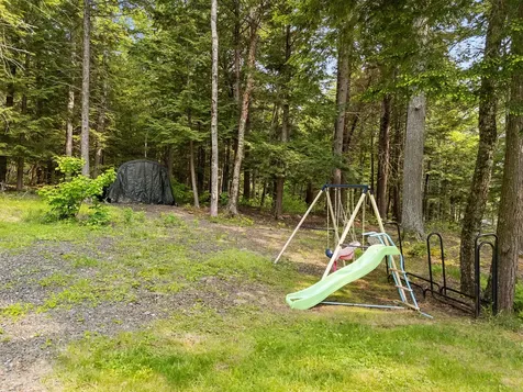 660 Sprague Road Waldoboro ME 04572