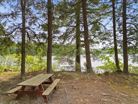 660 Sprague Road Waldoboro ME 04572