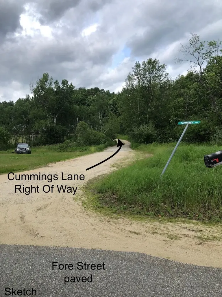 27.9 Cummings Lane Oxford ME 04270