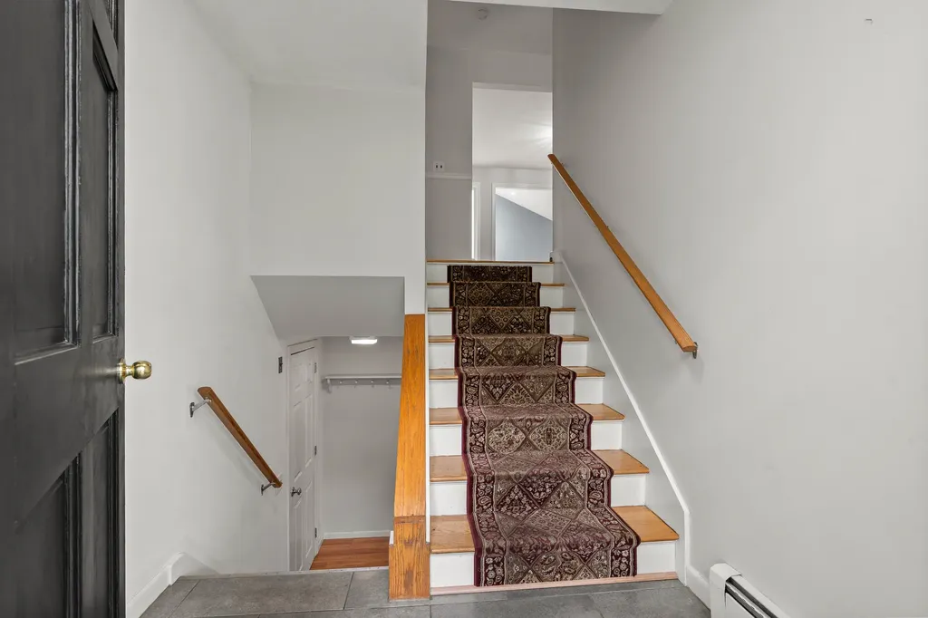 82 Hennessey Avenue Brunswick ME 04011
