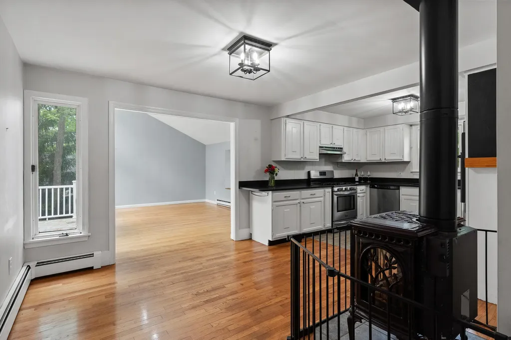 82 Hennessey Avenue Brunswick ME 04011