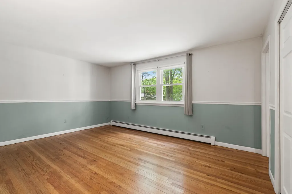 82 Hennessey Avenue Brunswick ME 04011