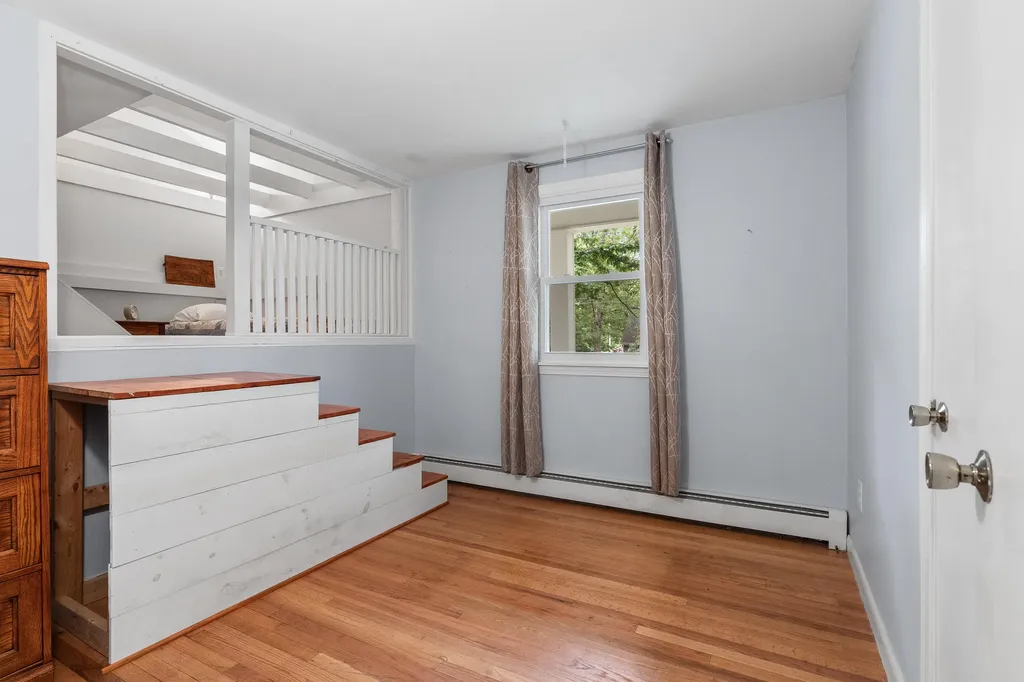 82 Hennessey Avenue Brunswick ME 04011