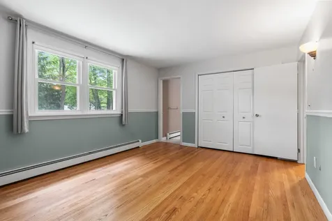 82 Hennessey Avenue Brunswick ME 04011