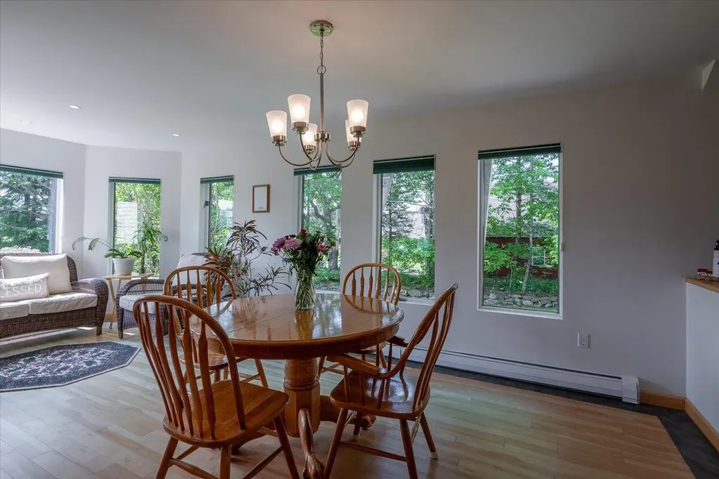 76 Donahue Drive South Thomaston ME 04858
