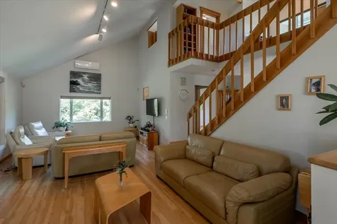 76 Donahue Drive South Thomaston ME 04858