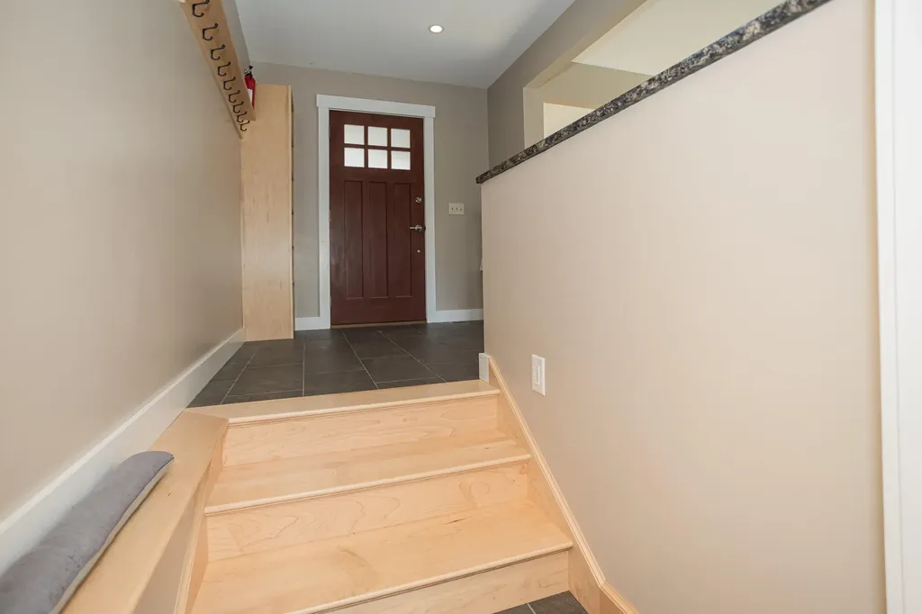 189 Middle Street Farmington ME 04938