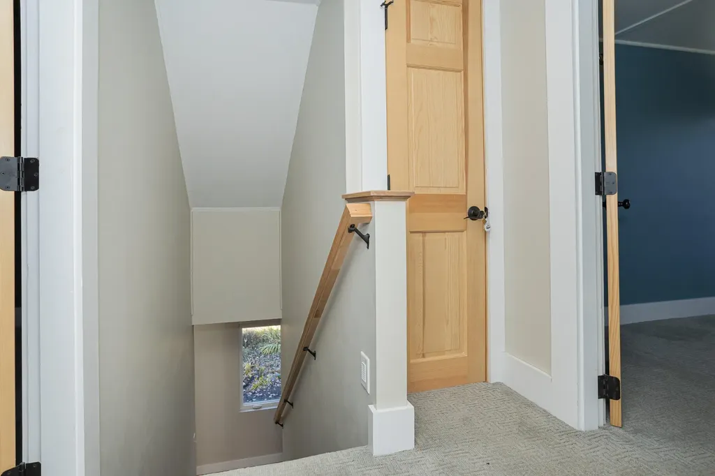 189 Middle Street Farmington ME 04938