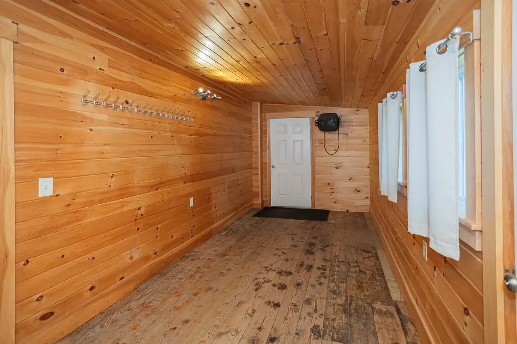 189 Middle Street Farmington ME 04938
