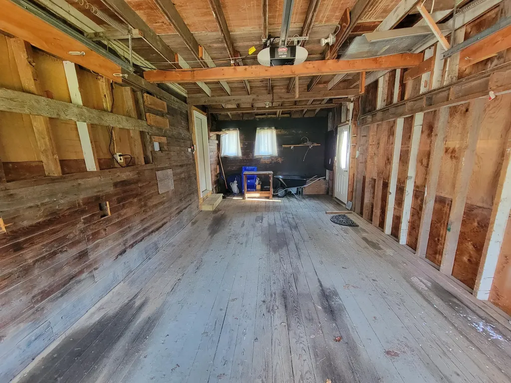 189 Middle Street Farmington ME 04938