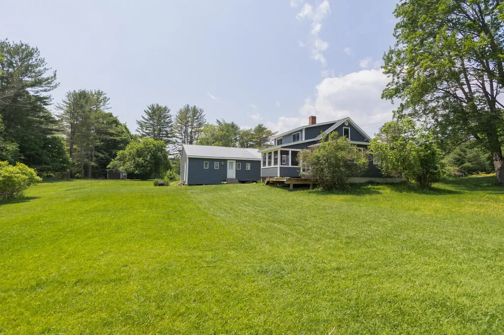 189 Middle Street Farmington ME 04938