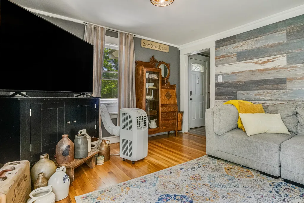 132 Knights Pond Road South Berwick ME 03908