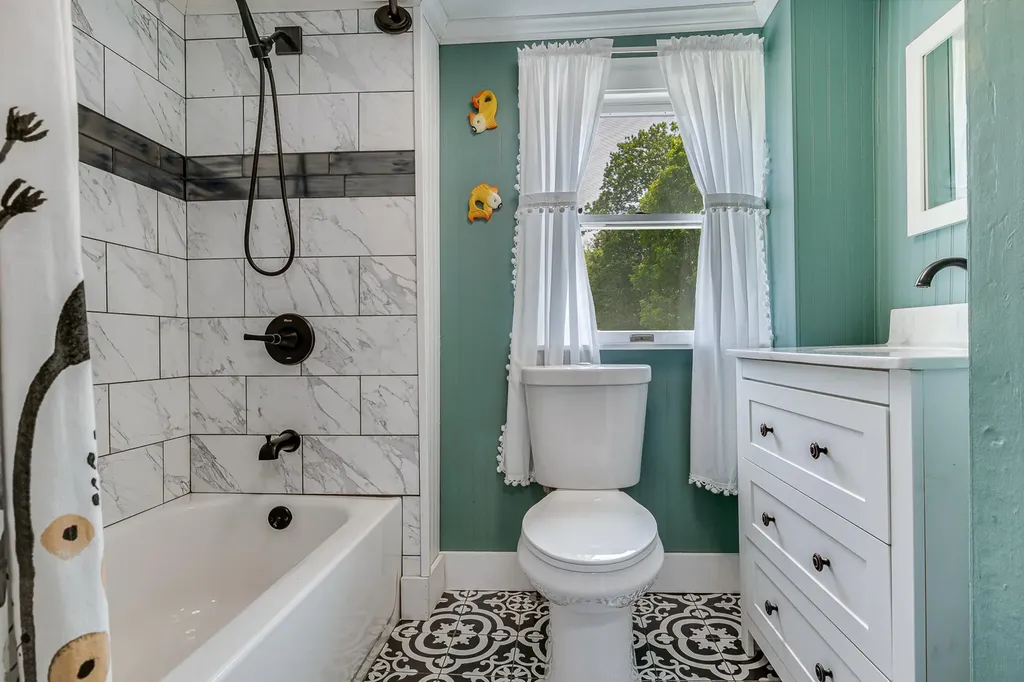 132 Knights Pond Road South Berwick ME 03908