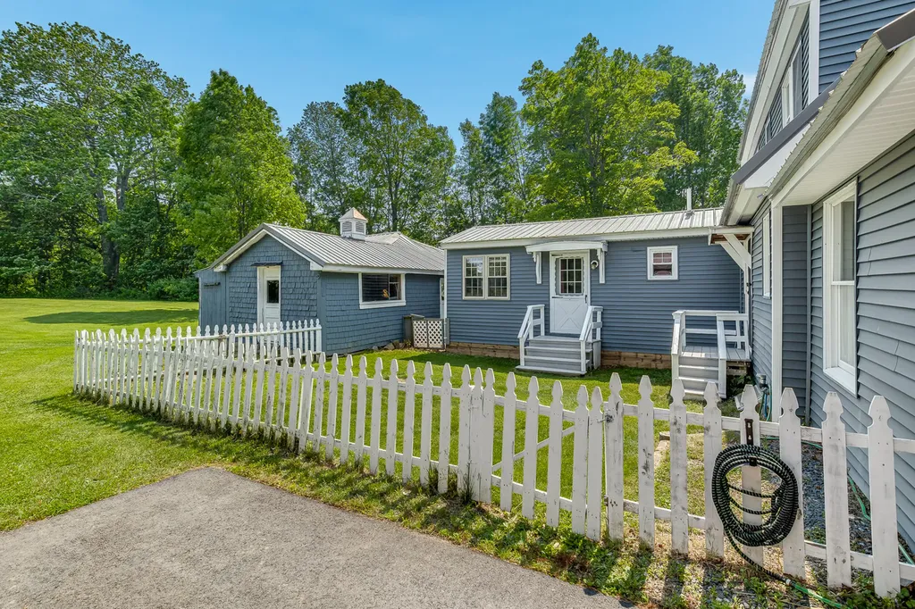 132 Knights Pond Road South Berwick ME 03908