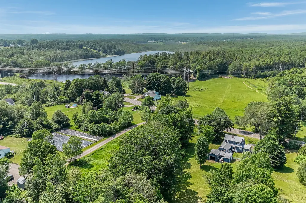 132 Knights Pond Road South Berwick ME 03908