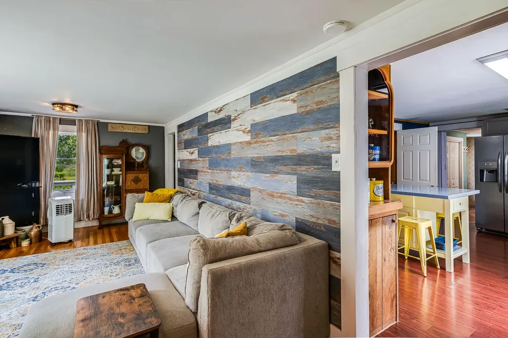 132 Knights Pond Road South Berwick ME 03908