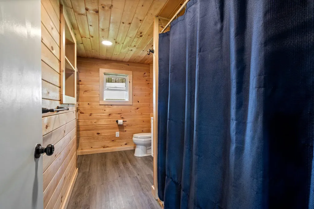 7 Hubbard Avenue Limington ME 04049