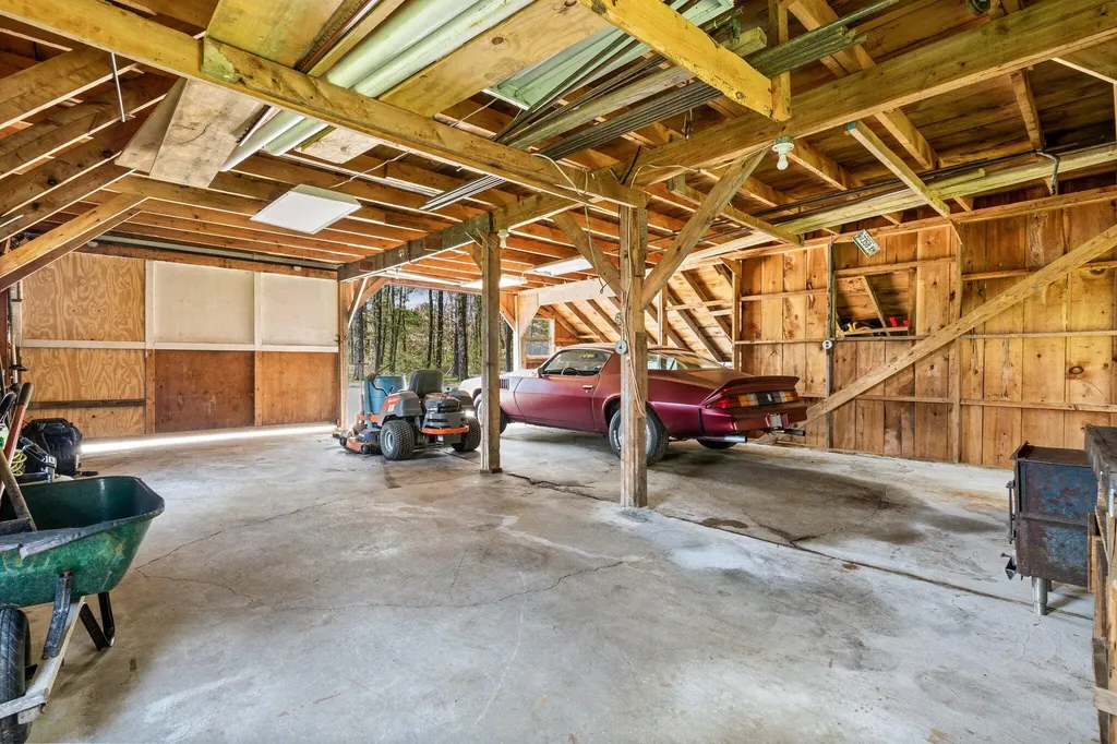 7 Hubbard Avenue Limington ME 04049