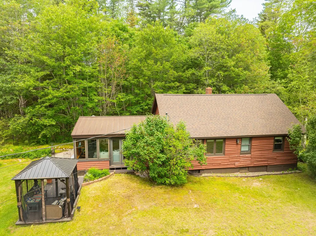 260 Coombs Road Brunswick ME 04011